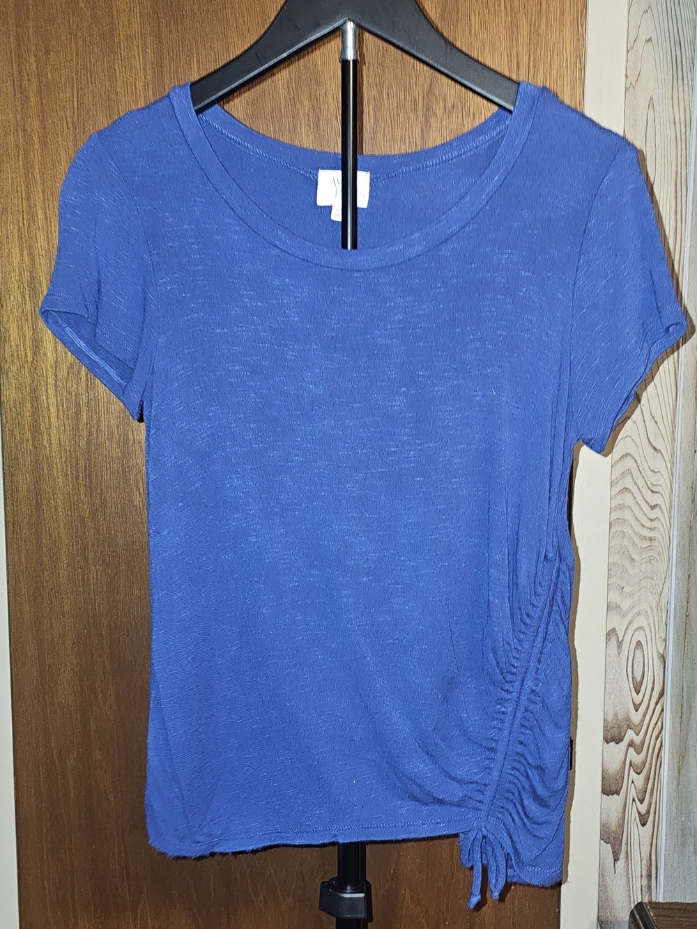 Ava James Ruched Side Petite Short-Sleeve Tee in Royal Blue